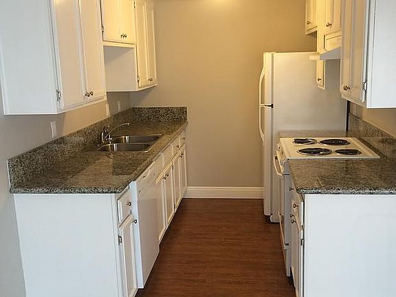3rd image of 6411 Benning St APT 13