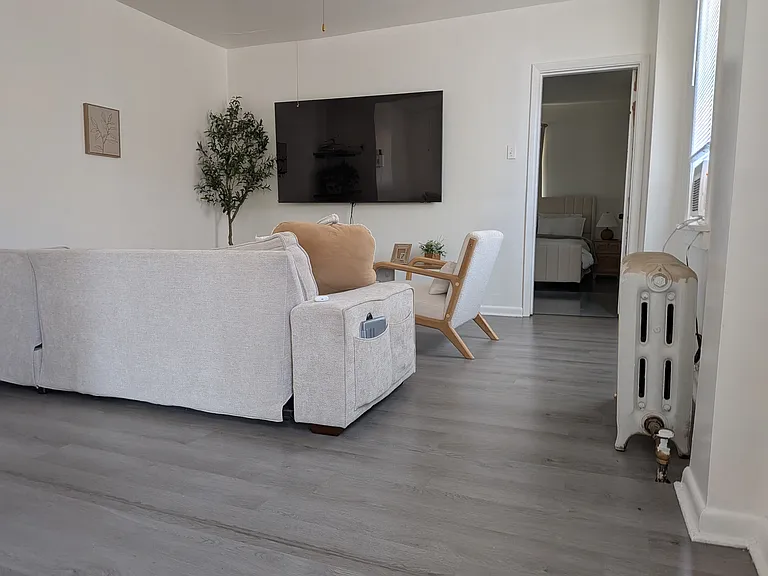 1798 Duss Ave #2 — Photo 6