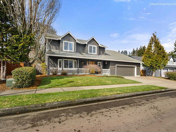 2nd image of 2841 NE Charlois Dr