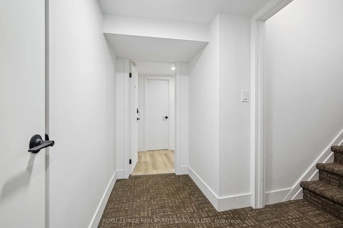 Building Photo - 1 Yorkview Dr #A