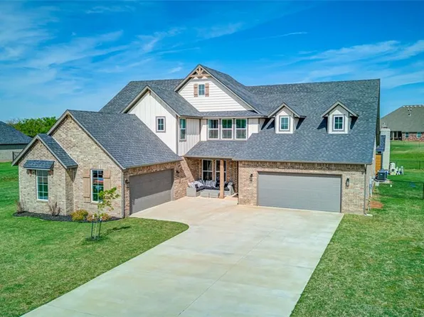 13714 Brook Xing, Edmond, OK 73025