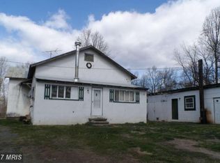 108 S Poes Rd, Amissville, VA 20106