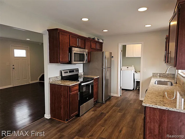 47564 Ryan Rd — Photo 7