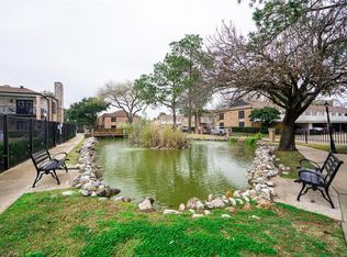 8423 Ariel St, Houston, TX 77074