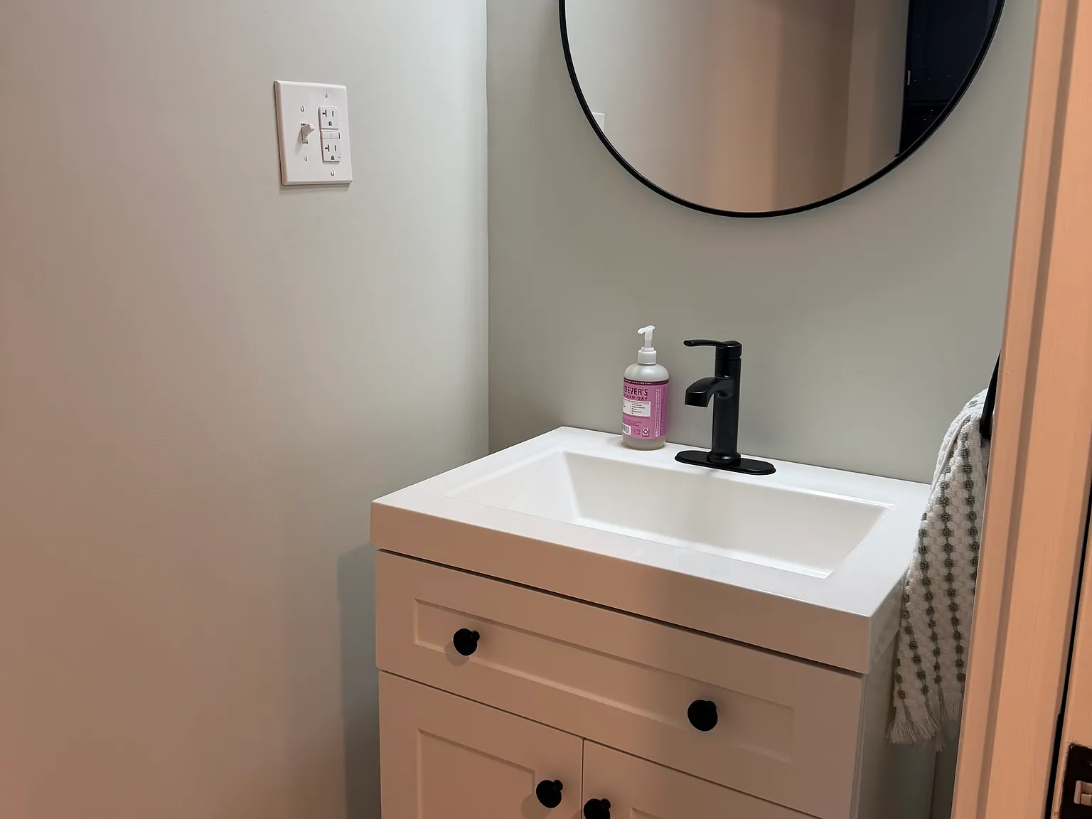 3 bed, 1.5 bath, 1344 sqft, $1,100 — Photo 3