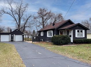 301 Belteberg Rd, Loves Park, IL 61111