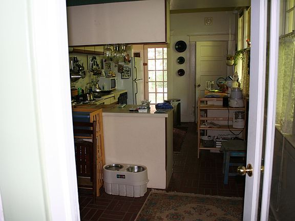 kitchen / pantry