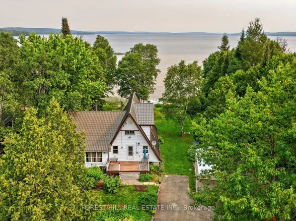 388 Crescent Rd, Strong, ON P0A 1Z0