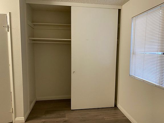 2nd image of 1225 W Alton Ave