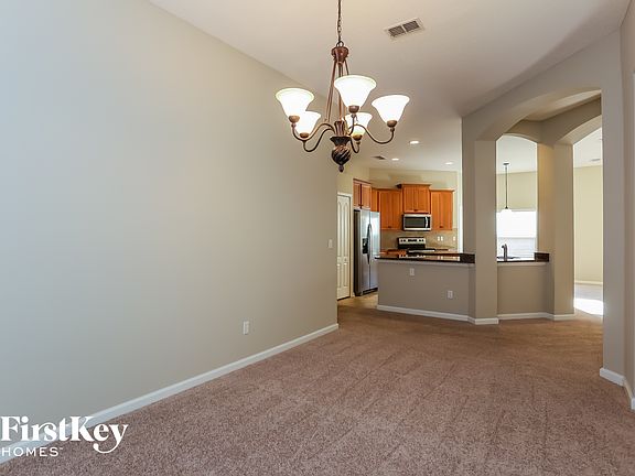 5th image of 3511 Shrewsbury Dr