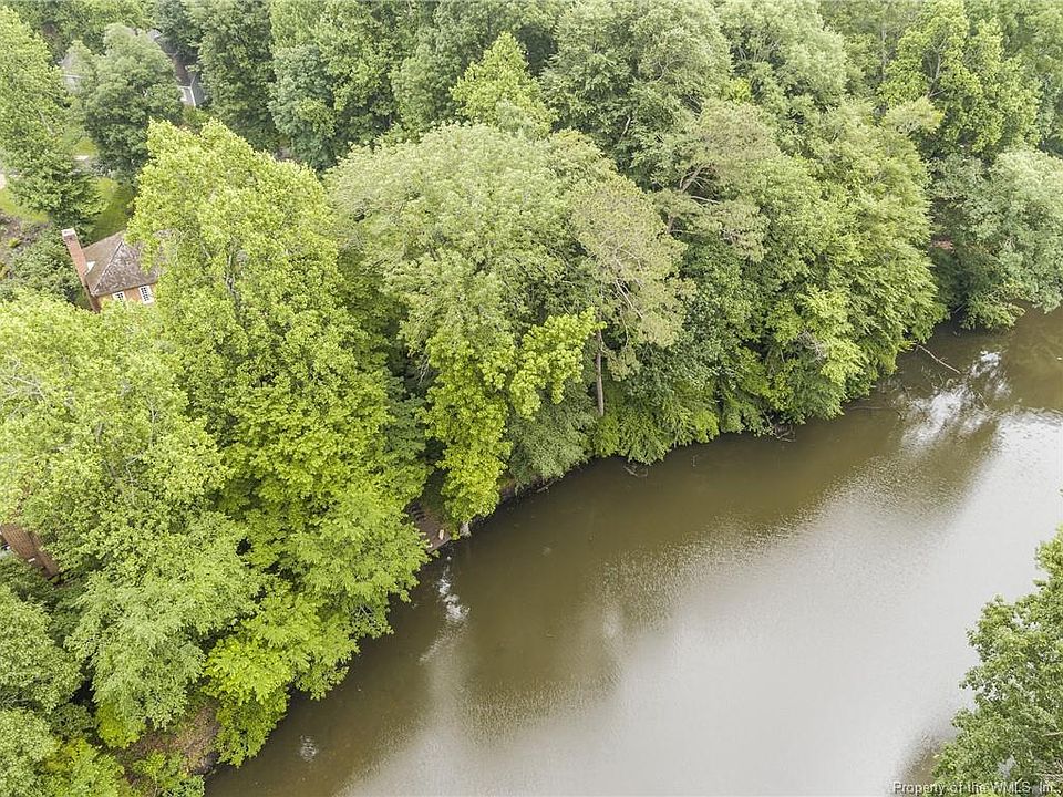 2nd image of 24 Hampton Ky
