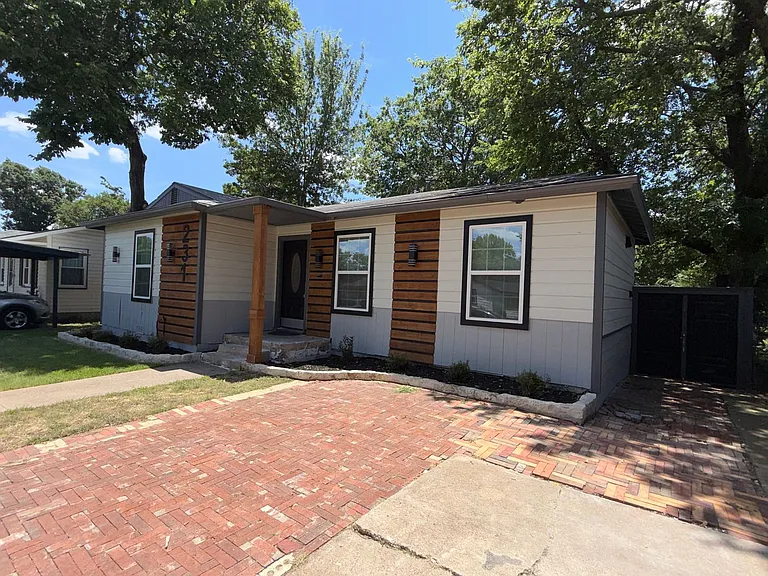 231 Elm St #76053 — Photo 3