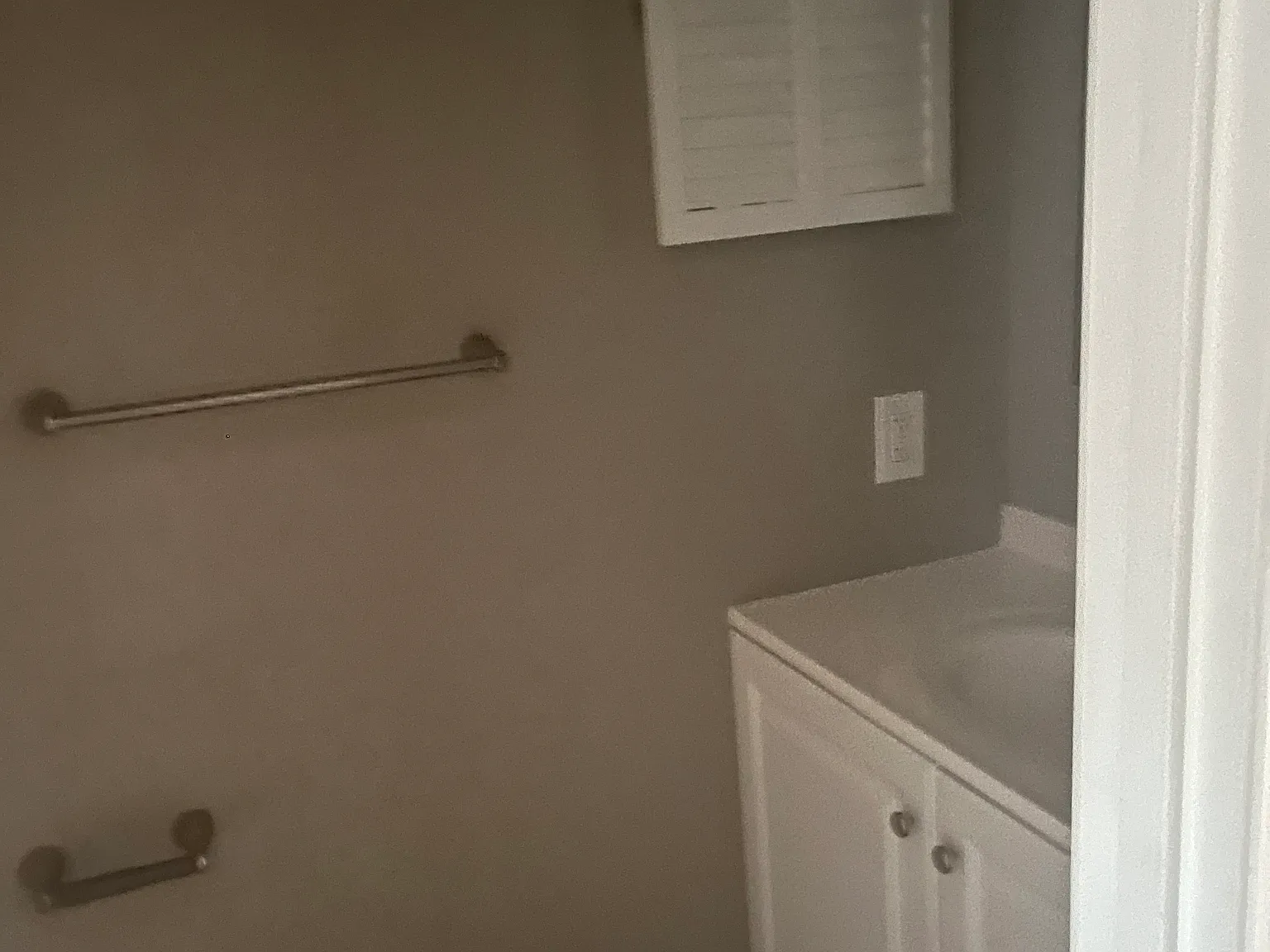 2 bed, 1.5 bath, 1100 sqft, $1,550 — Photo 4