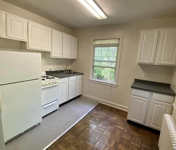 2824 Devonshire Pl NW #310 — Photo 4