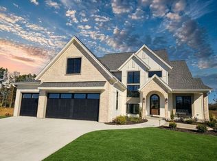 W184N5172 Sunrise LANE, Menomonee Falls, WI 53051