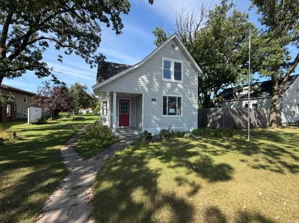 246 5th St S, Greenbush, MN 56726