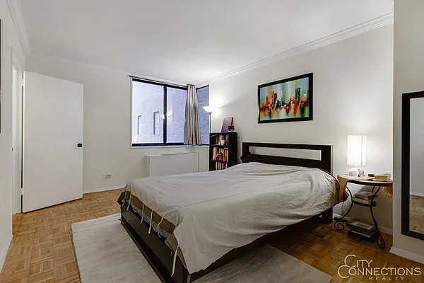 Rented by City Connections Realty | media 28