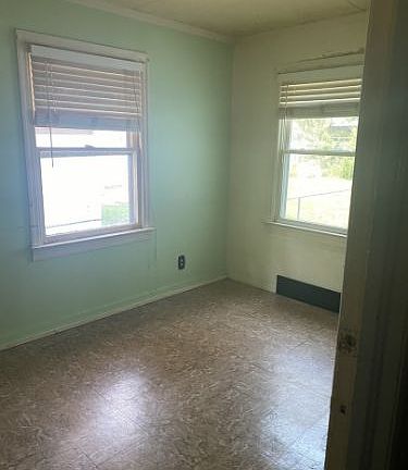 4th image of 3301 Liberty Dr