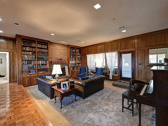 3rd image of 2300 Woodsong Trl