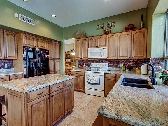 4th image of 5023 E Justica St