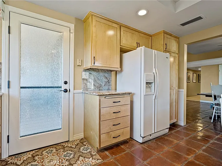 17 Toledo Dr — Photo 20