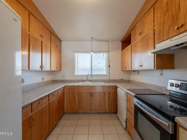 1129 E LAUREL Drive, Casa Grande, AZ 85122