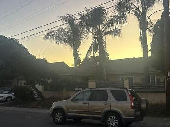 2nd image of 8818 Cliffridge Ave