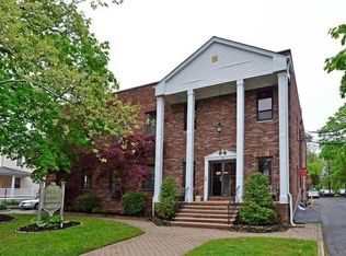 188 E Bergen Pl STE 203, Red Bank, NJ 07701