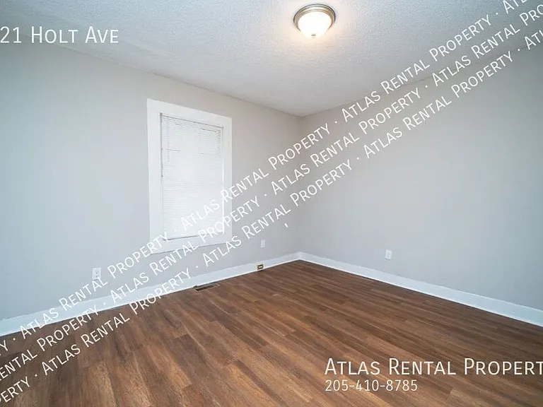 121 Holt Ave — Photo 17