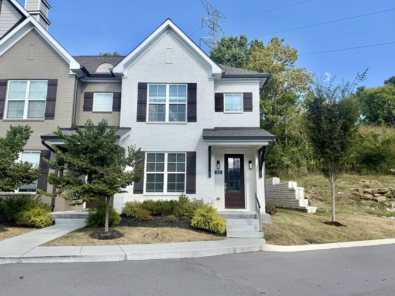 2 bed, 2.5 bath, 1506 sqft, $2,600 — Photo 1