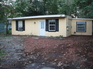 1163 Pangola Dr, Jacksonville, FL 32205