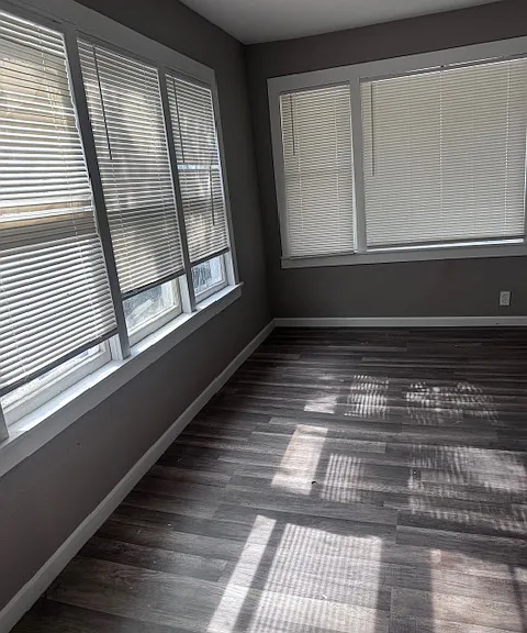 2312 Ross Ave #B — Photo 6