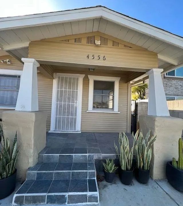 1st image of 4554-56 36th St