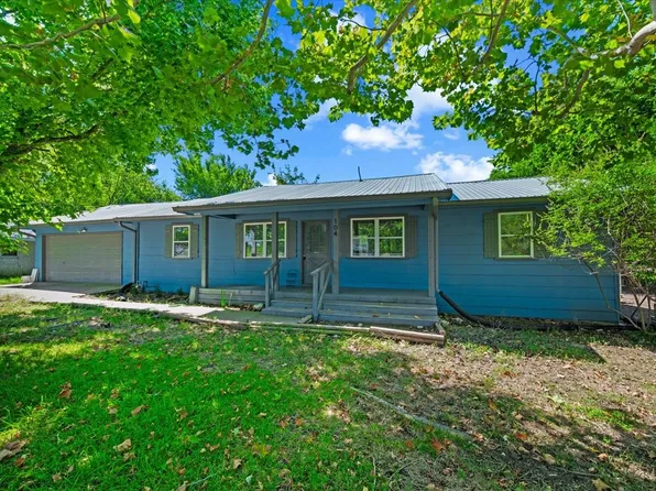 104 Parker St, Italy, TX 76651