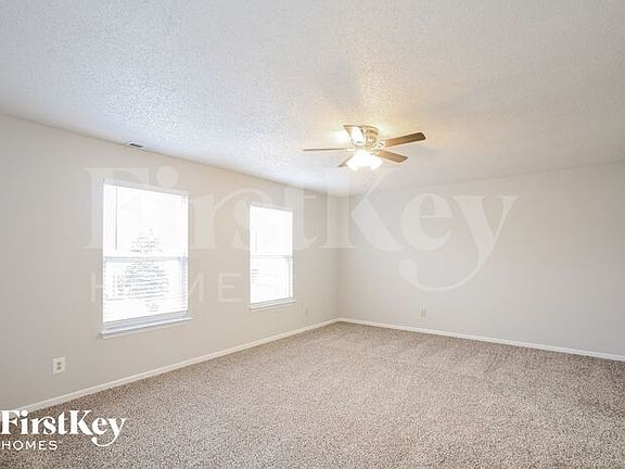 3rd image of 14634 White Tail Run
