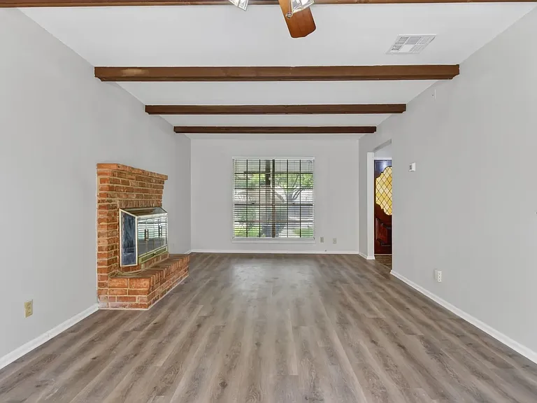 14301 Brook Holw — Photo 4