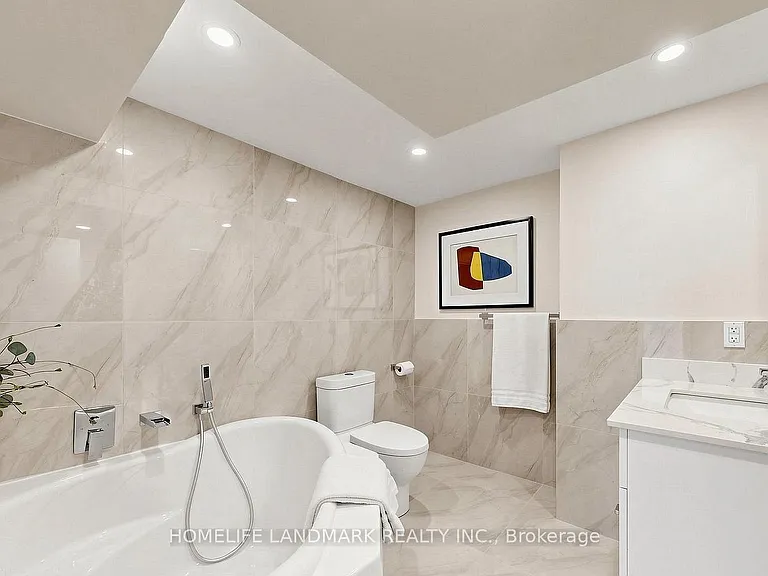 126 Fenside Dr #BASEMENT — Photo 11