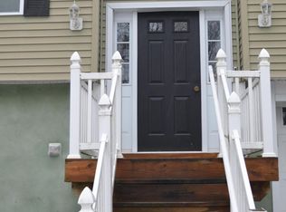 149 Badger Dr, Bushkill, PA 18324