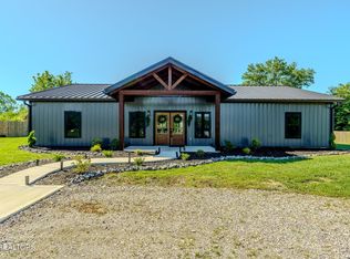 110 Eldon Justice Rd, Oliver Springs, TN 37840
