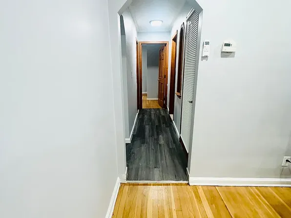 10209 221st St, Queens Village, NY 11429
