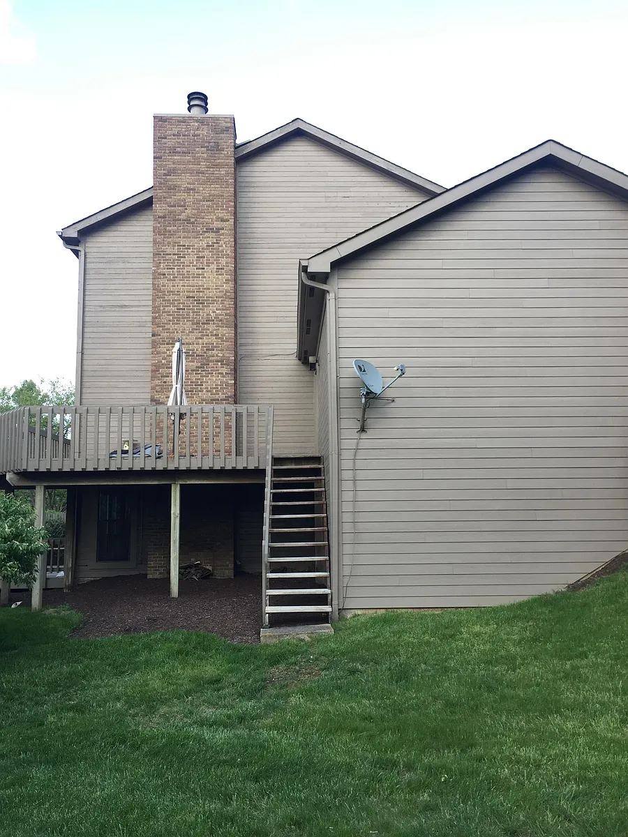 Building Photo - 98 Carpenters Rdg #98