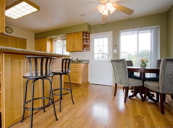 4th image of 1543 Marina Ct