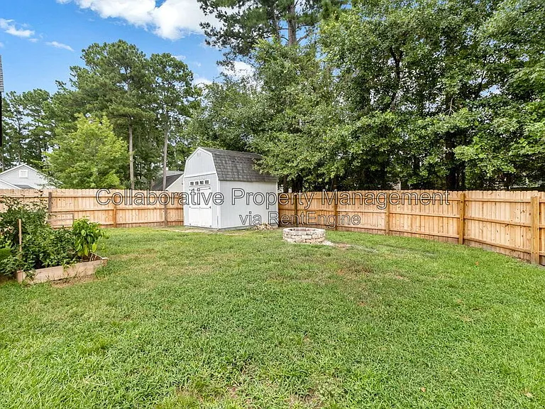 215 Tigers Paw Dr — Photo 45