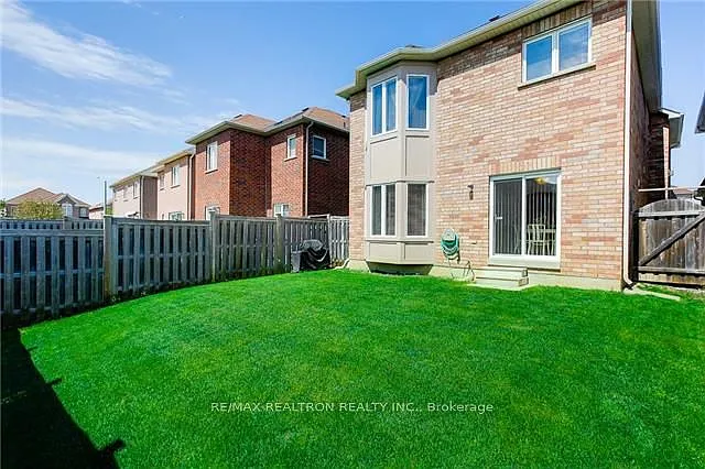 15 Dragonfly Ave — Photo 20
