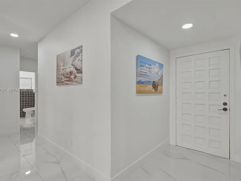 11621 NW 58th Pl — Photo 17
