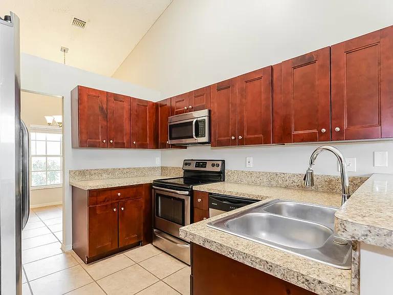 180 Heatherwood Dr — Photo 7