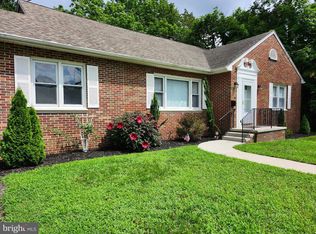 27 S State St, Vineland, NJ 08360
