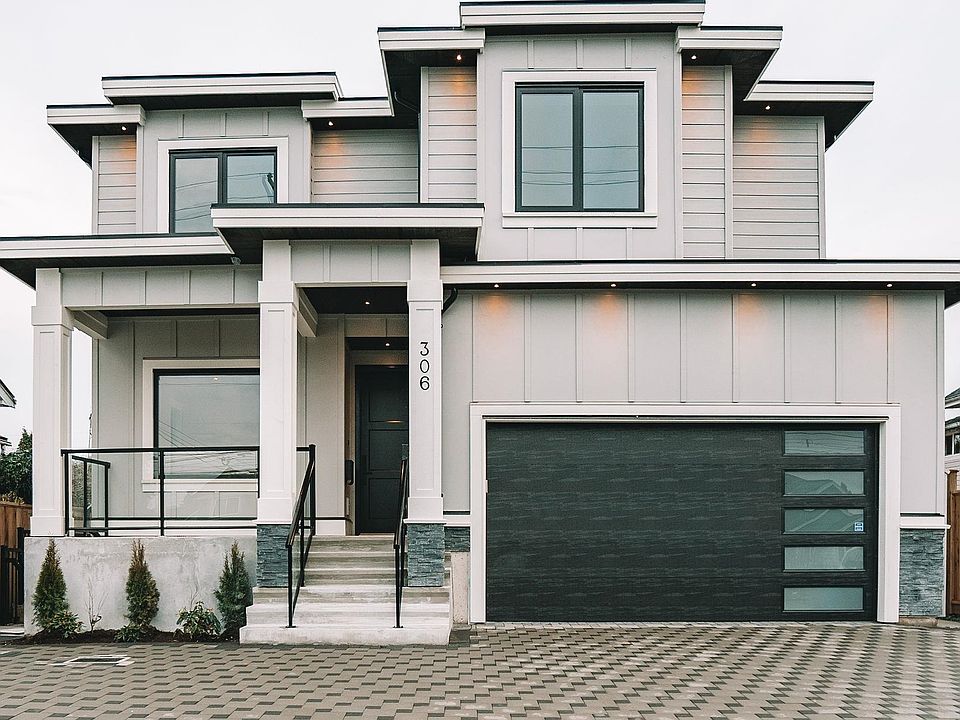 1st image of 306 8th Ave E