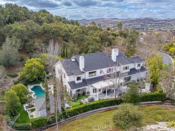 19 Devonwood Dr, Coto De Caza, CA 92679