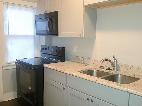 4th image of 533 Chestnut Ave #1